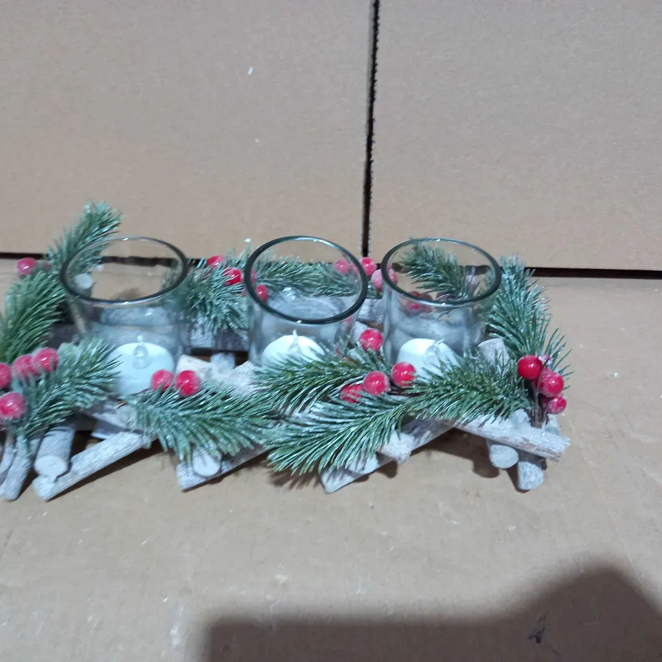 HOME REFLECTIONS PRE-LIT BERRY WOODEN CANDLE HOLDER & LED CANDLES