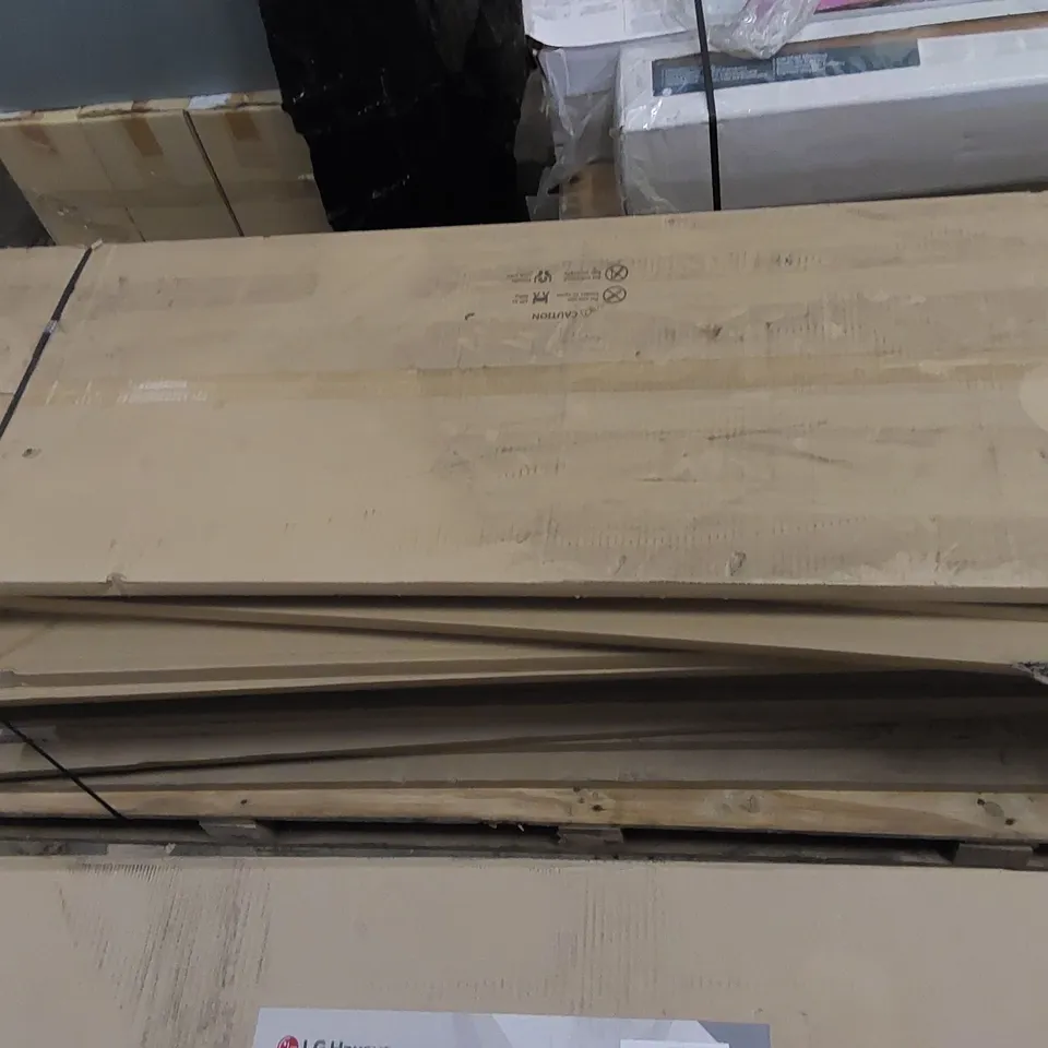 PALLET TO CONTAIN APPROX 15 X ASSORTED KITCHEN WORKTOPS, SIZES AND COLOURS MAY VARY 