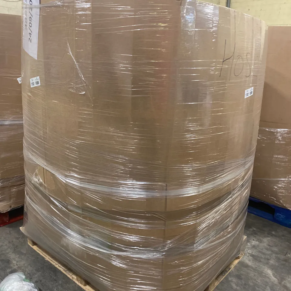 PALLET TO CONTAIN A LARGE ASSORTMENT OF HOSES // BRANDS MAY VARY