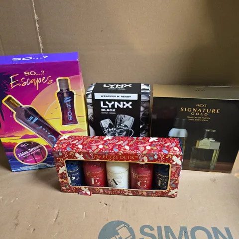 BOX OF APPROXIMATELY 20 BATH AND BODY GIFT SETS TO INCLUDE SO...?, LYNX AND THE FUZZY DUCK