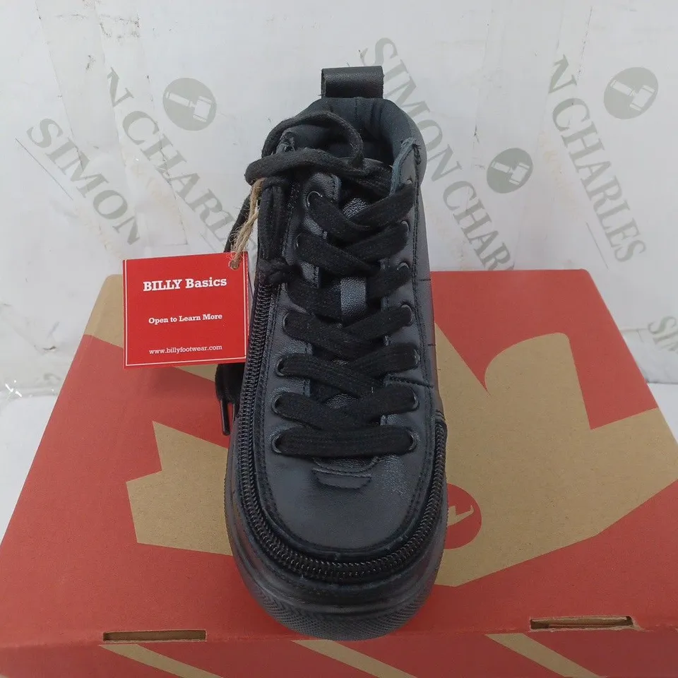 BOXED PAIR OF BILLY CLASSIC LACE HIGHS IN BLACK - KIDS UK10