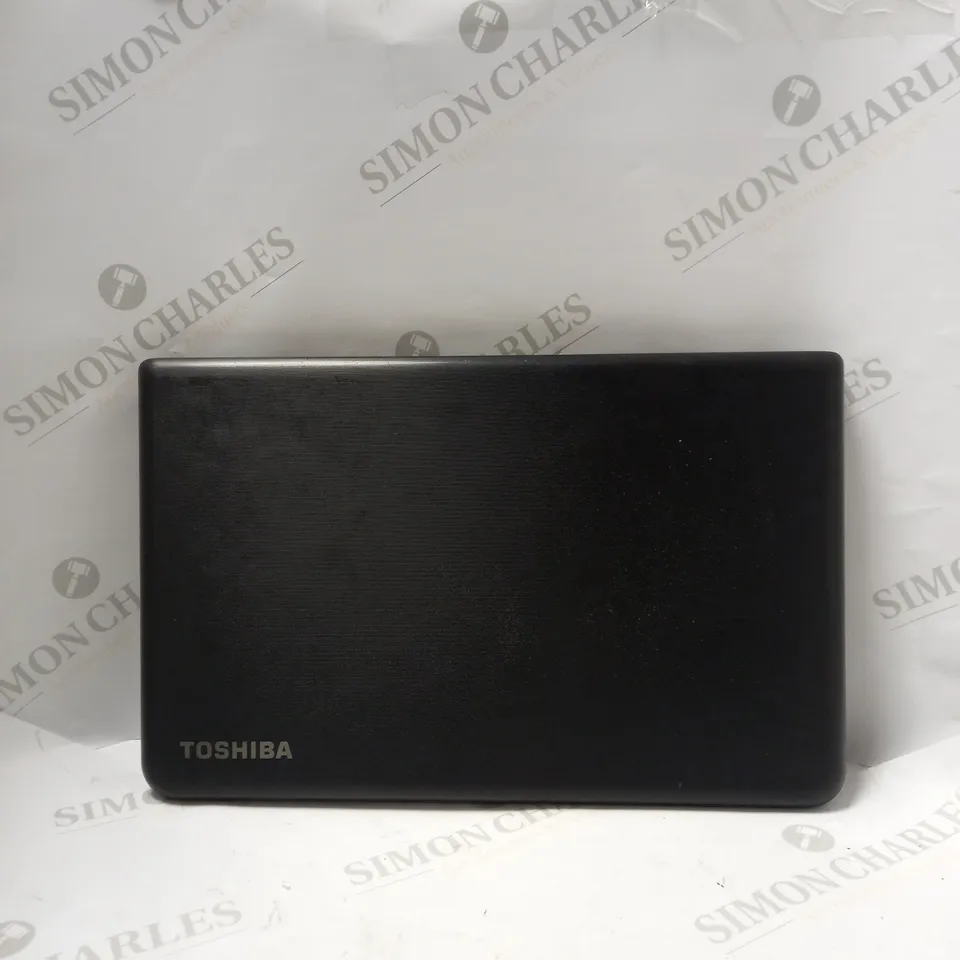 TOSHIBA SATELLITE PRO C50-A-1E2 LAPTOP 