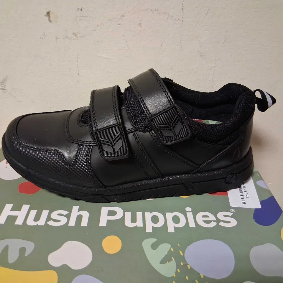 BOXED HUSH PUPPIES SIZE KIDS 12