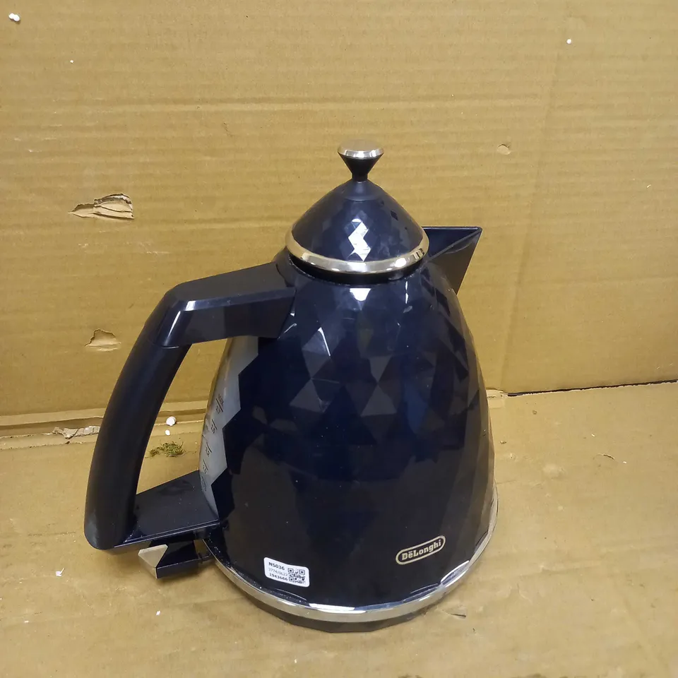 DELONGHI KBJX3001 KETTLE