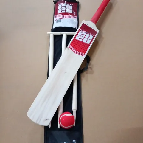 APPROXIMATELY 18 BRAND NEW POWERPLAY 20/20 DELUXE CRICKET SETS