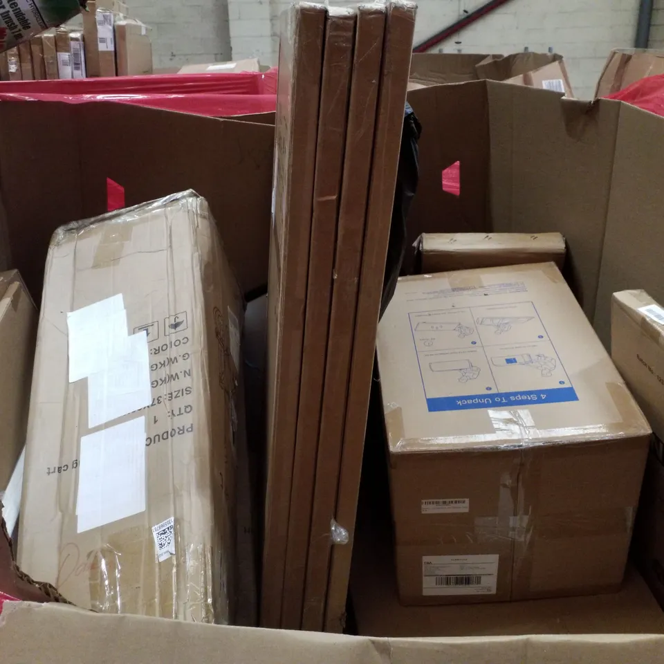 PALLET CONTAINING ASSORTED PRODUCTS INCLUDING 50×70CM PICTURE FRAME, FULL LENGTH MIRROR, MATTRESS TOPPER, MICROWAVE STAND & WHEELED PLATFORM DOLLY