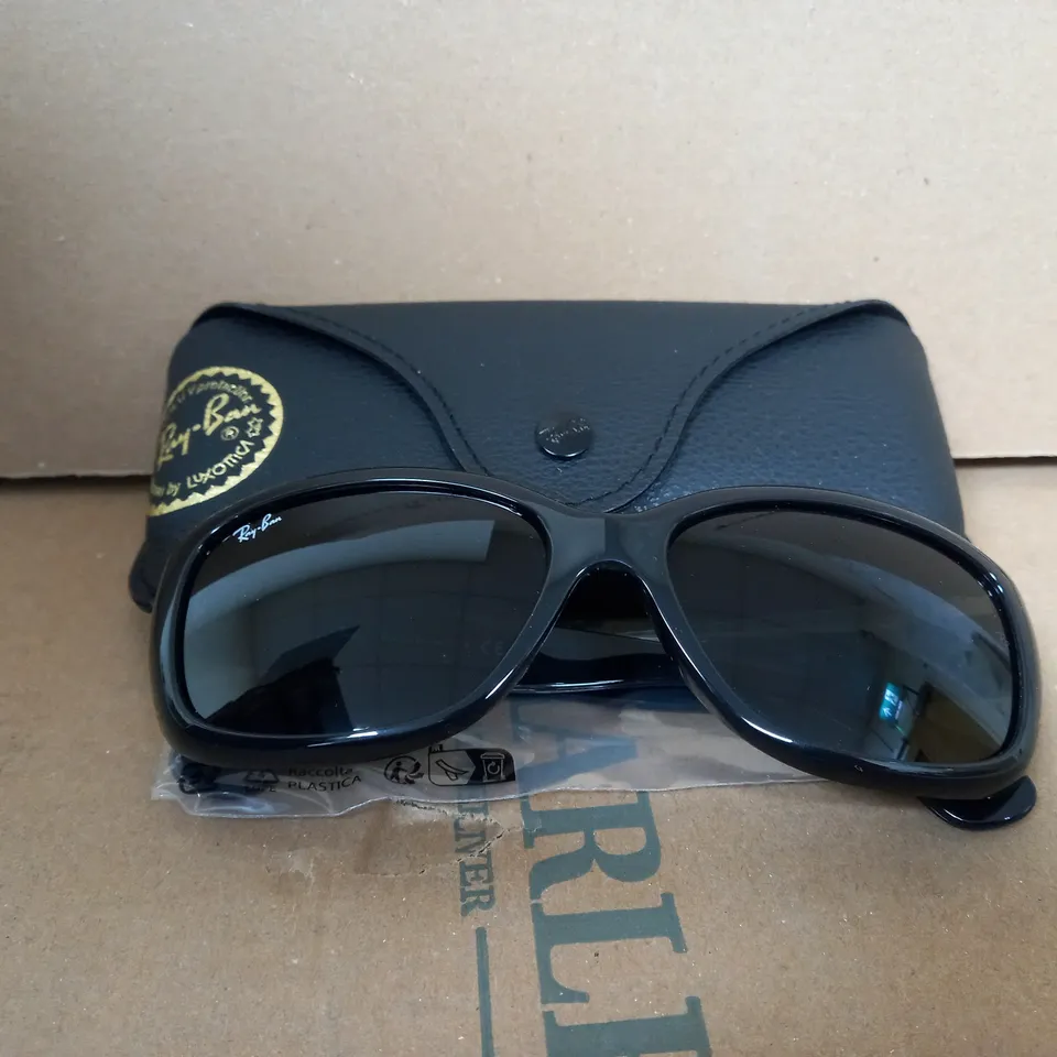 RAY-BAN JACKIE OHH SUNGLASSES - BLACK