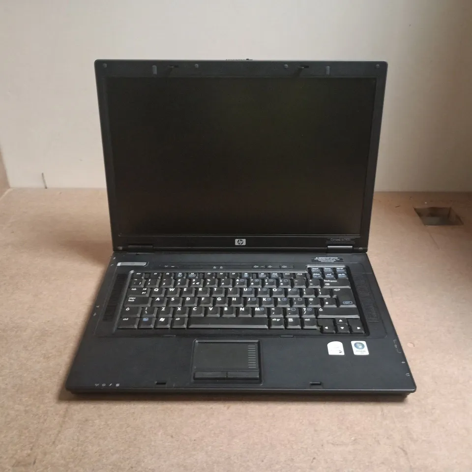 HP COMPAQ NX7400 LAPTOP