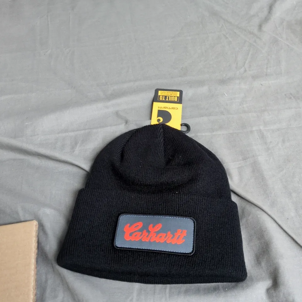 CARHARTT KNIT BEANIE WITH SCRIPT PATCH – ONE SIZE, BLACK