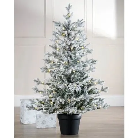 BOXED LIGHTED 3FT TALL ARTIFICAL CHRISTMAS TREE