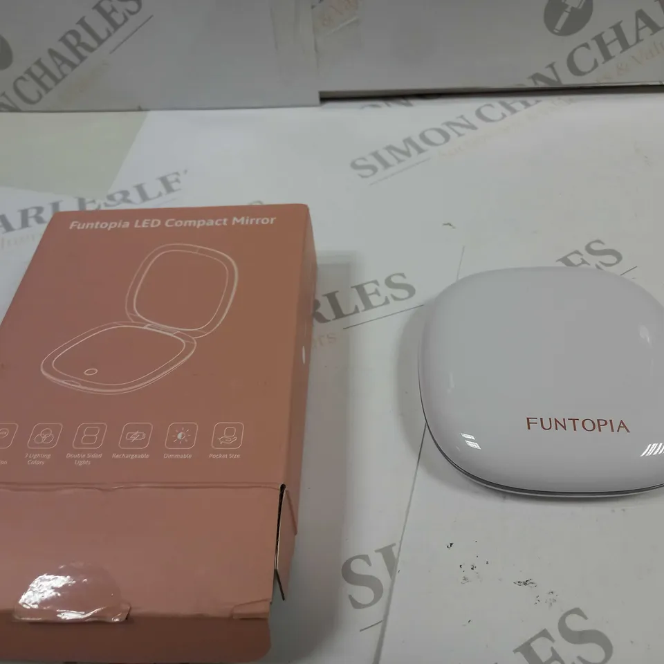 BOXED FUNTOPIA LED COMPACT MIRROR 
