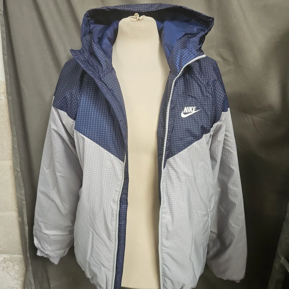NIKE THERMA-FIT JACKET – NAVY & GREY SIZE S