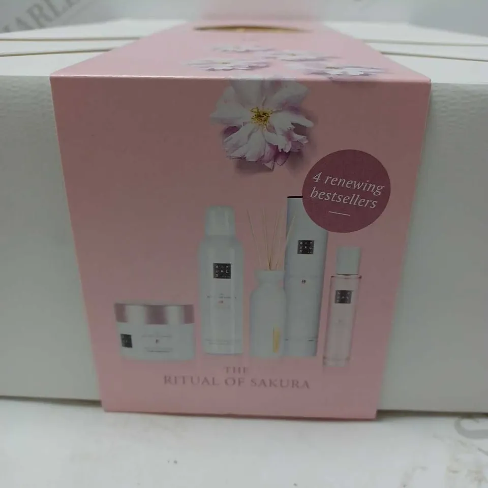 THE RITUAL OF SAKURA RENEWING COLLECTION SET