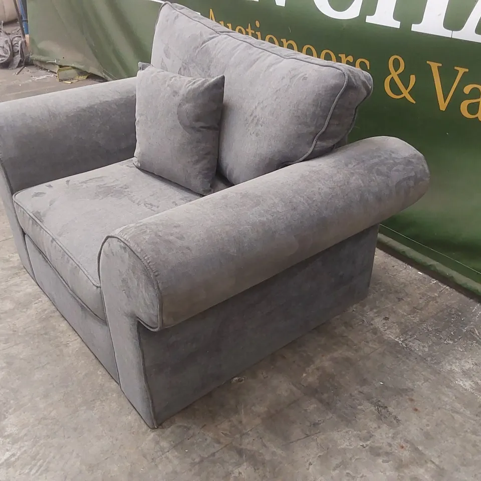 BEATRICE FABRIC ARMCHAIR