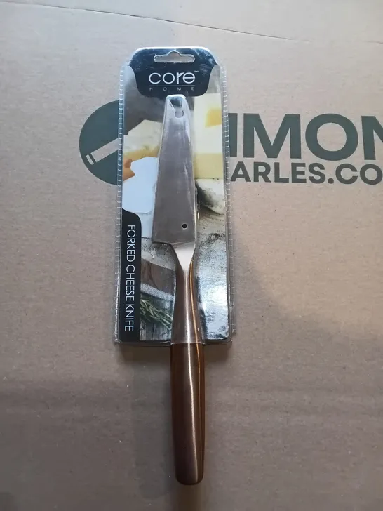 Lot 33: APPROXIMATELY 10 BRAND NEW CORE HOME FORKED CHEESE KNIVES ...