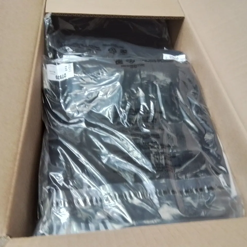 BOXED BRAND NEW APPROXIMATELY 20 CAPSULE TAPERED TROUSERS BLACK SIZE 20L