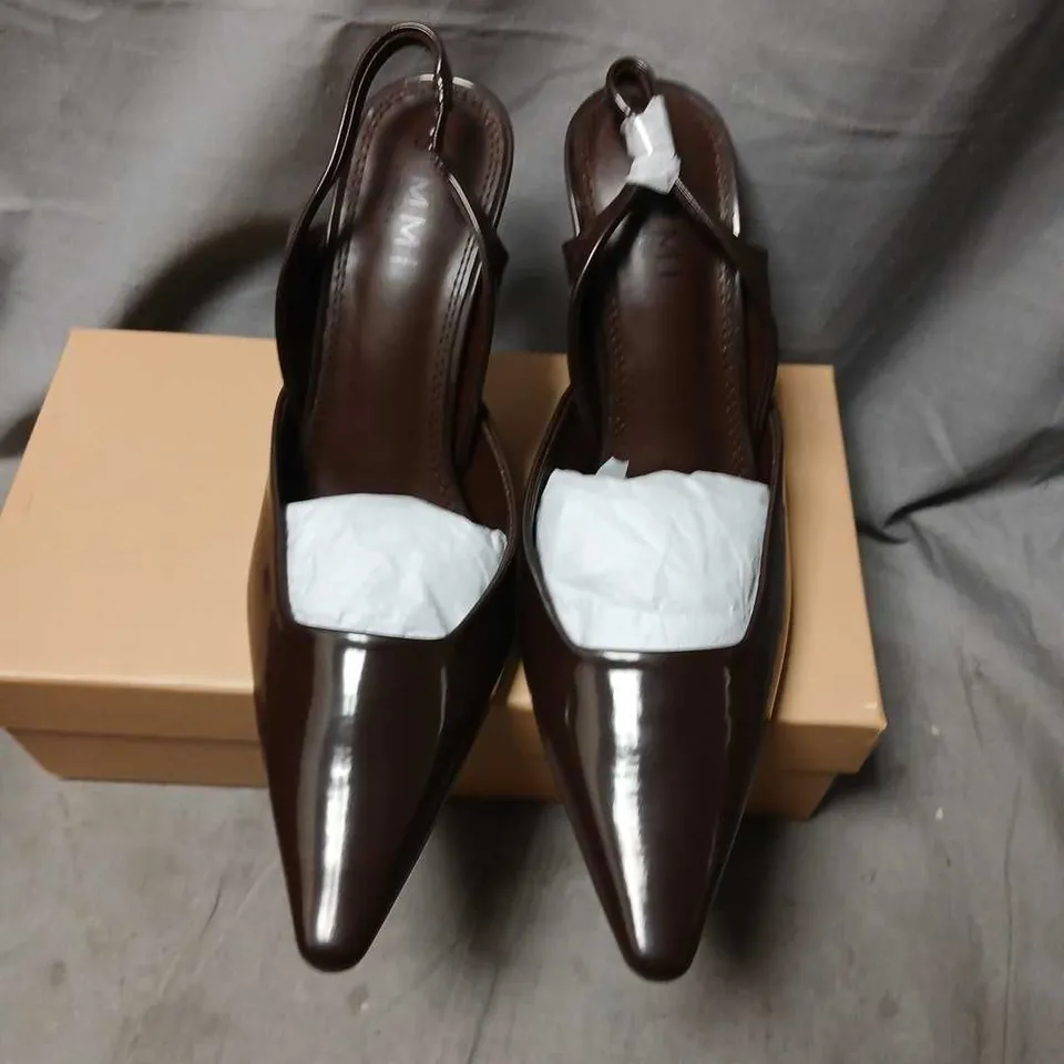 SIMMI LONDON DARCIA CHOCOLATE PU SLINGBACK HEELS – UK 6