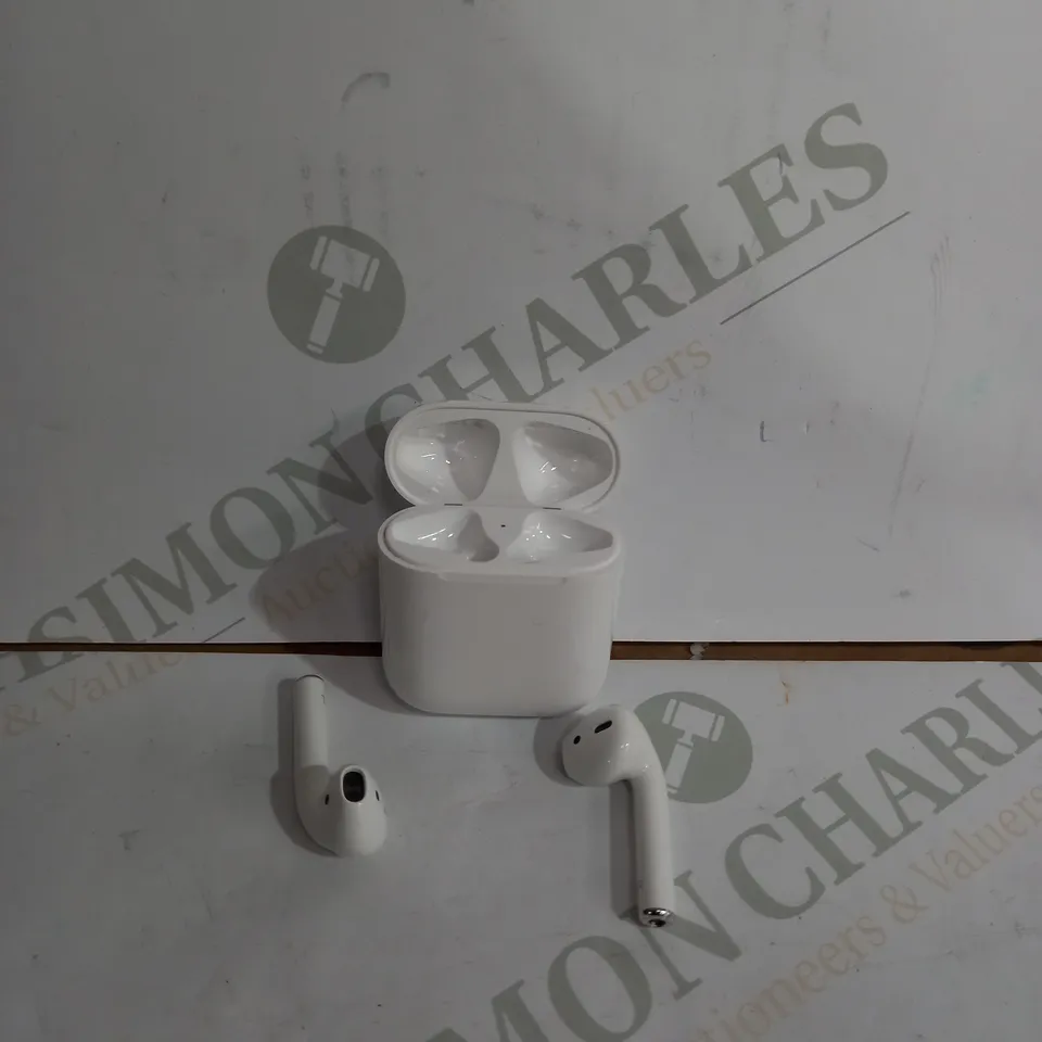 APPLE AIR PODS GEN 1 