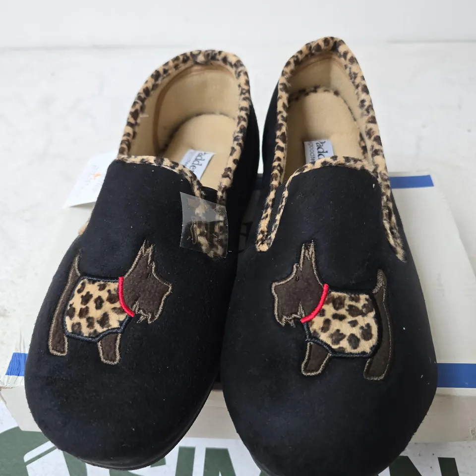 BOXED PADDERS DANDIE SLIPPERS, BLACK - SIZE 5
