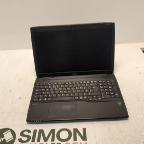 FUJITSU LIFEBOOK A544 LAPTOP