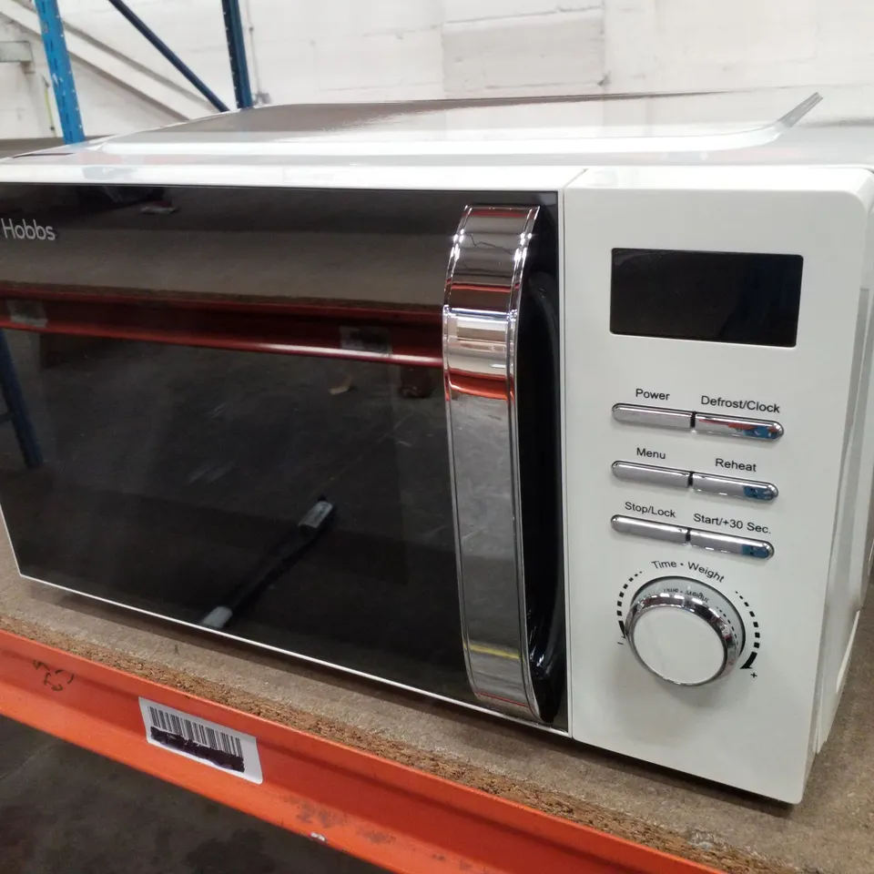 BOXED RUSSELL HOBBS RHMD818B LEGACY 20L DIGITAL MICROWAVE 