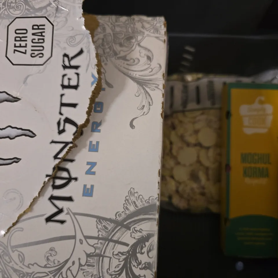 APPROXIMATELY 12 ASSORTED FOOD ITEMS TO INCLUDE - MONSTER ULTRA , GRIND HOUSE BLEND , SIMPLY COOK CHURRASCO PIRI PIRI ETC