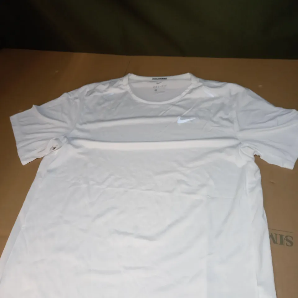 MENS NIKE LOGO RUNNING DRI-FIT T-SHIRTS SIZE M