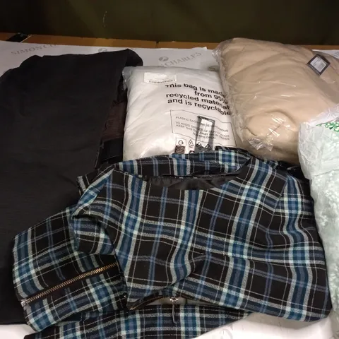 BOX OF ASSORTED CLOTHING ITEMS TOO INCLUDE JUMPERS, SHIRTS AND TROUSERS IN VARIOUS SIZES AND COLOURS   
