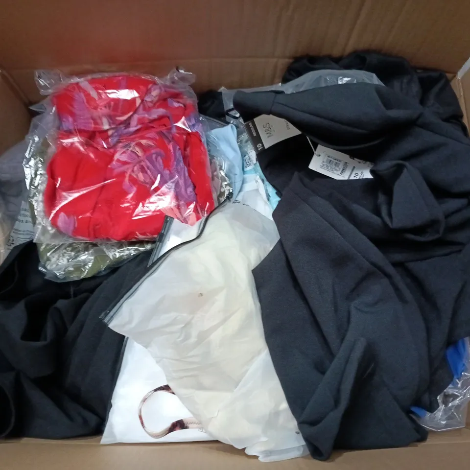 APPROXIMATELY 30 ASSORTED CLOTHING ITEMS IN VARIOUS SIZES, STYLES & COLOURS TO INCLUDE BRANDS SUCH AS MNG, ROMAN, M&S, ETC - COLLECTION ONLY