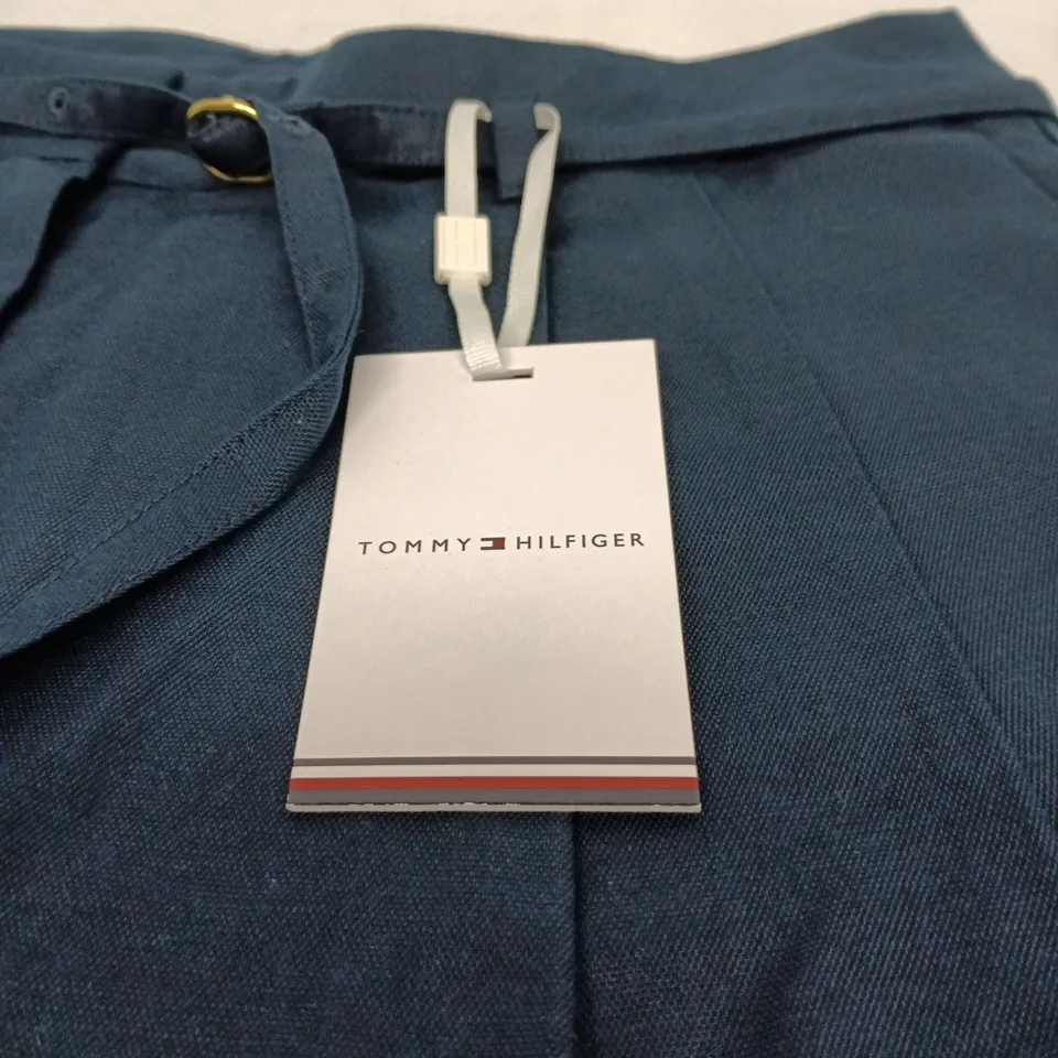 TOMMY HILFIGER BLUE SHORTS LADIES UK 10