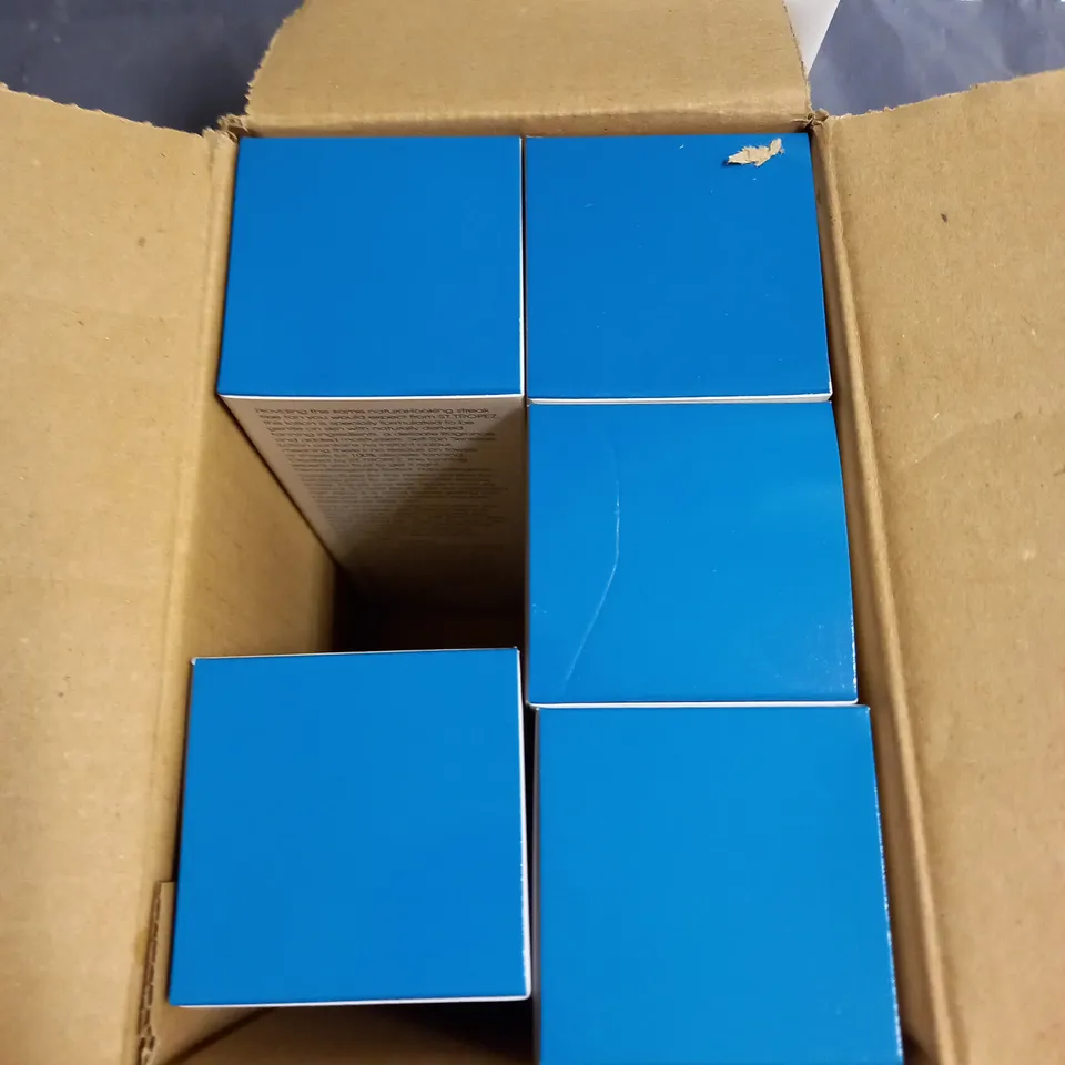 BOX OF 6X200ML ST TROPEZ SENSITIVE BRONZING LOTION