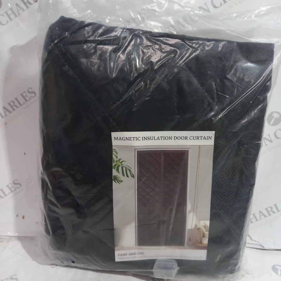 UNBRANDED MAGNETIC INSULATION DOOR CURTAIN 