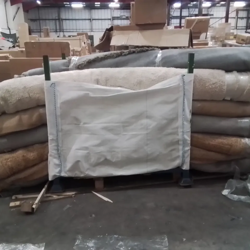 STILLAGE OF APPROXIMATELY 20 QUALITY DESIGNER RUGS