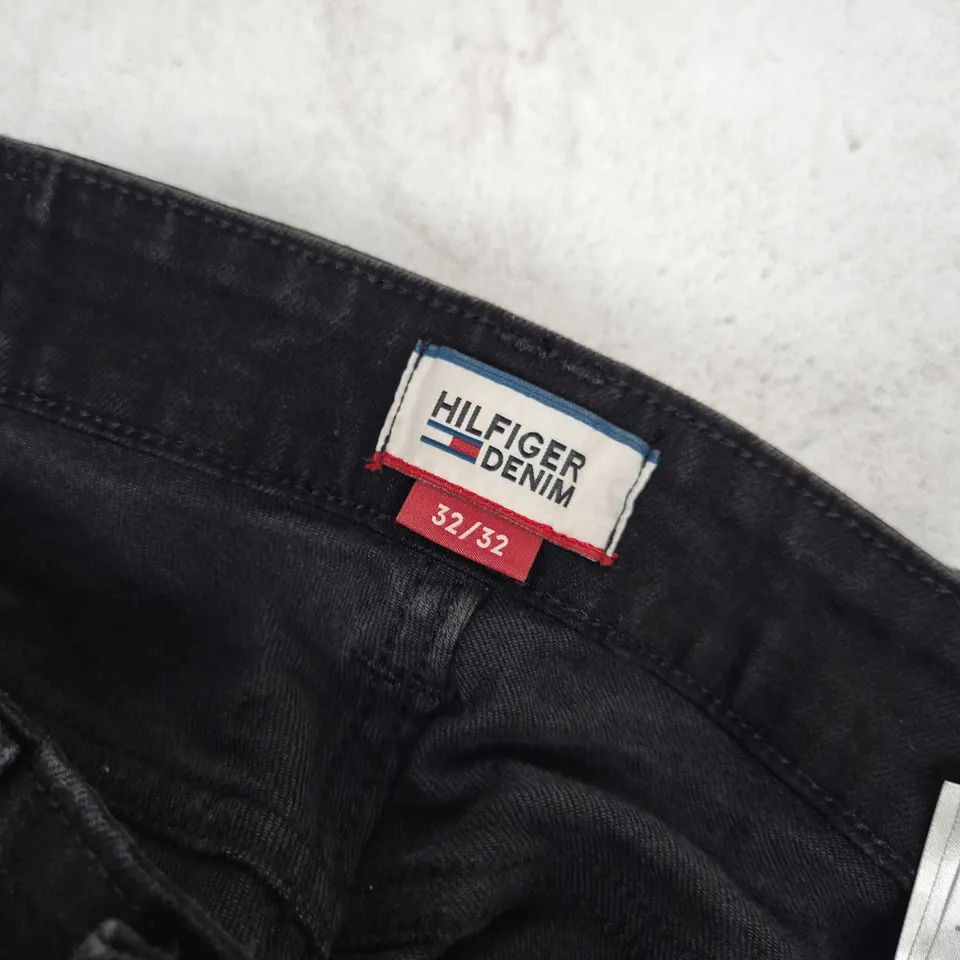 HILFIGER DENIM JEANS IN BLACK - 32/32