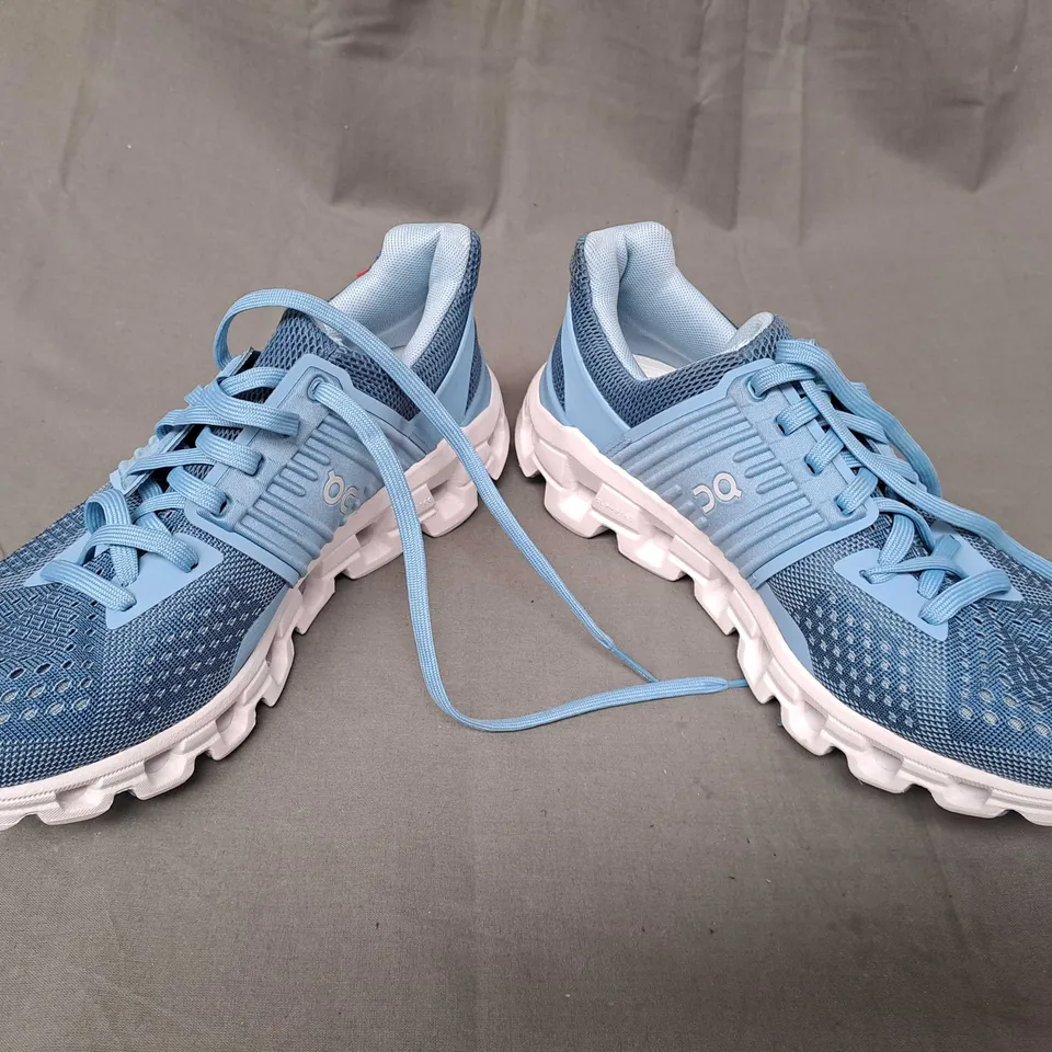 PAIR OF ON SHOES IN BLUE UK SIZE 5
