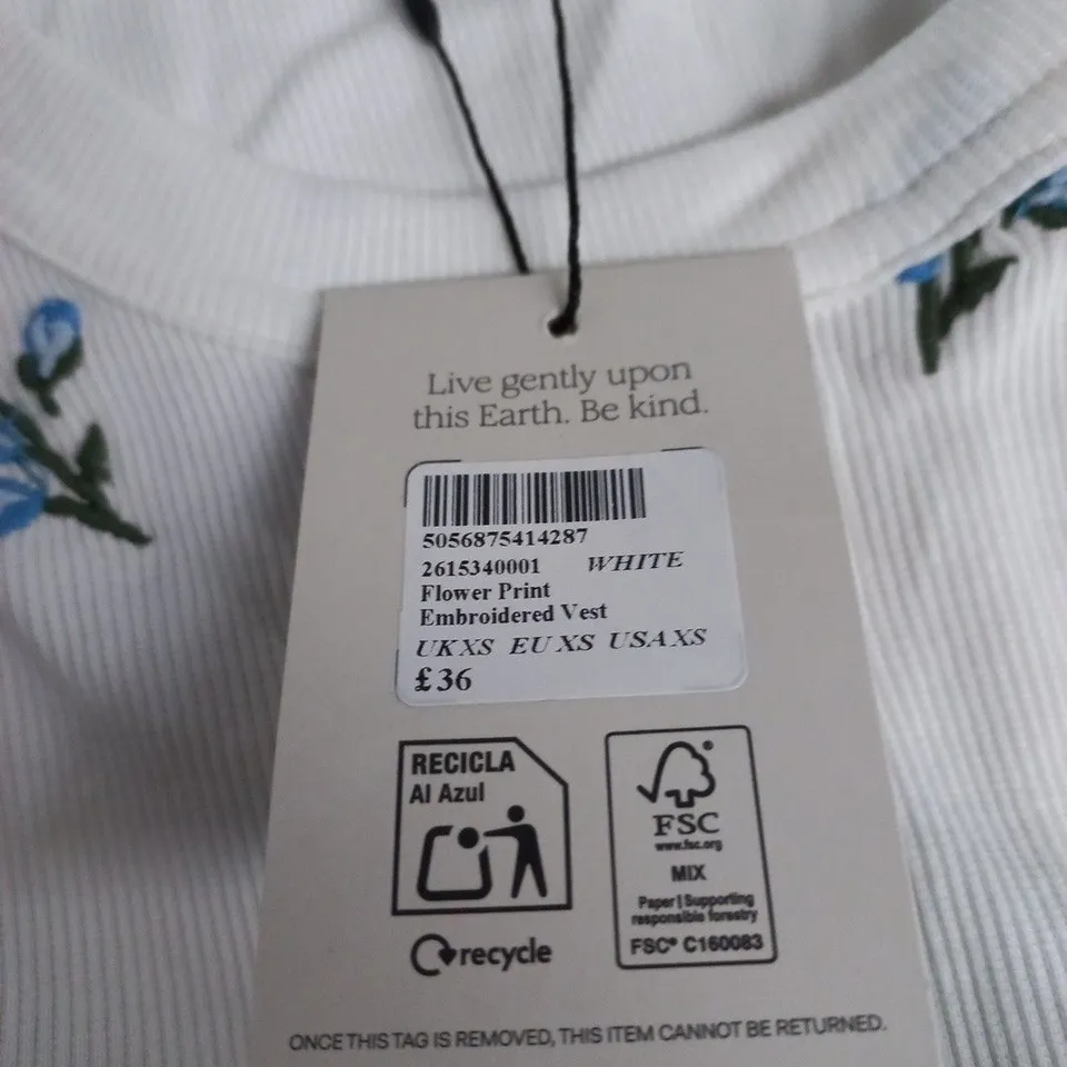 NOBODY'S CHILD WHITE FLOWER PRINT EMBROIDERED VEST – UK XS (EU XS, USA XS)