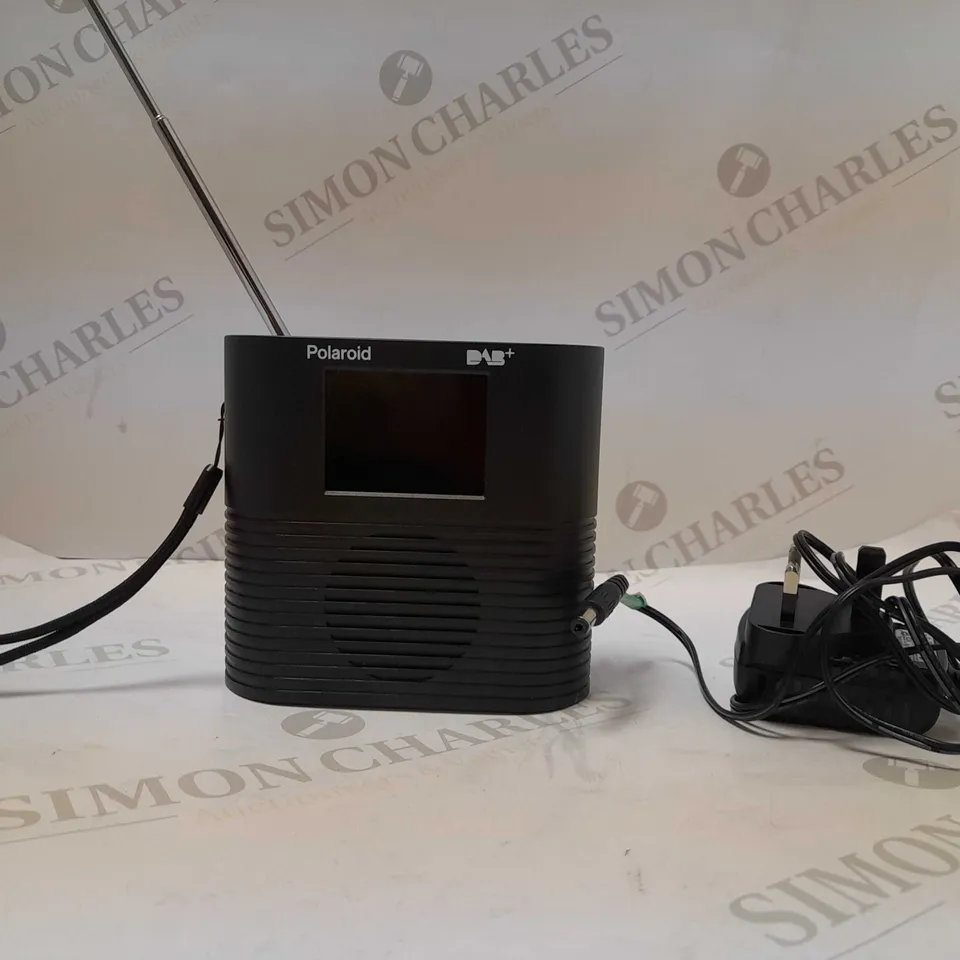 POLAROID DAB+/FM RADIO