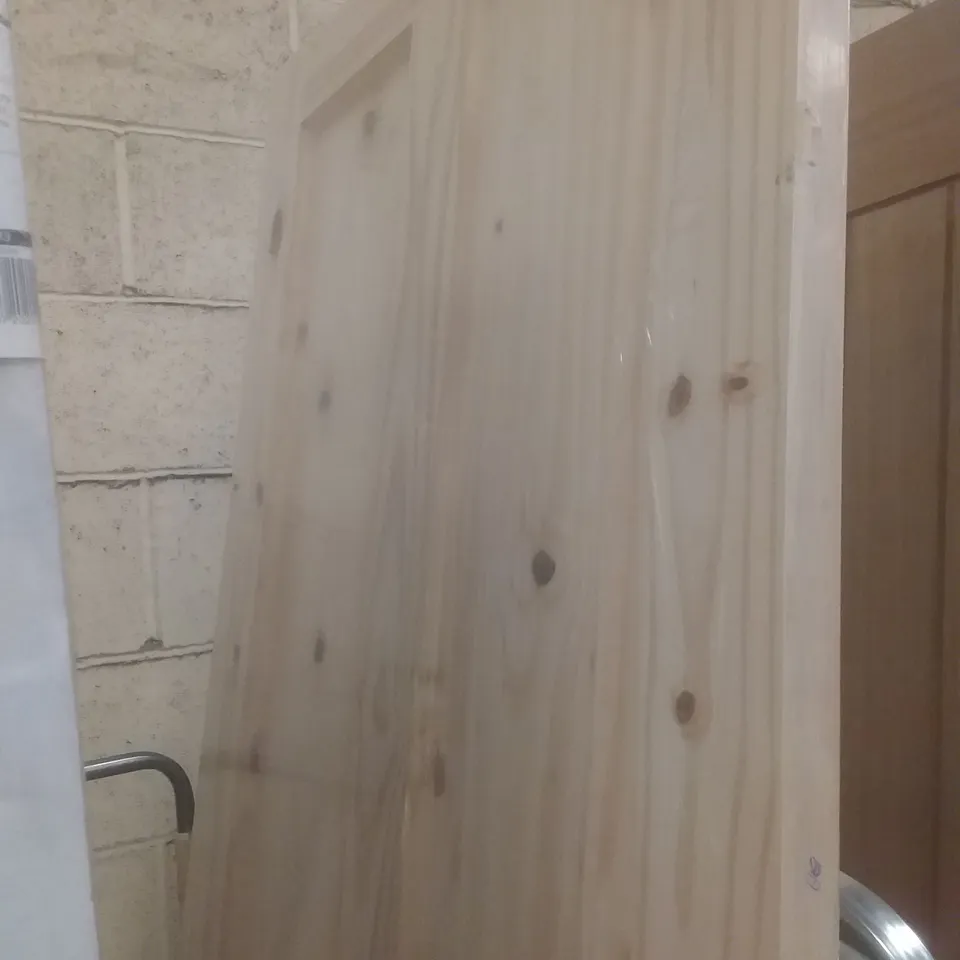 PINE 4 PANEL INTERNAL DOOR 202X73CM