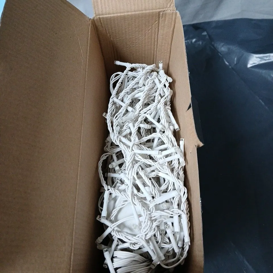 FESTIVE 480 WARM WHITE LED ICICLE LIGHTS – BOXED