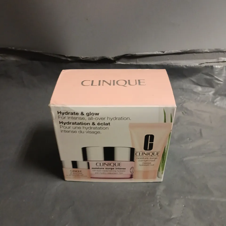 CLINIQUE HYDRATE & GLOW 