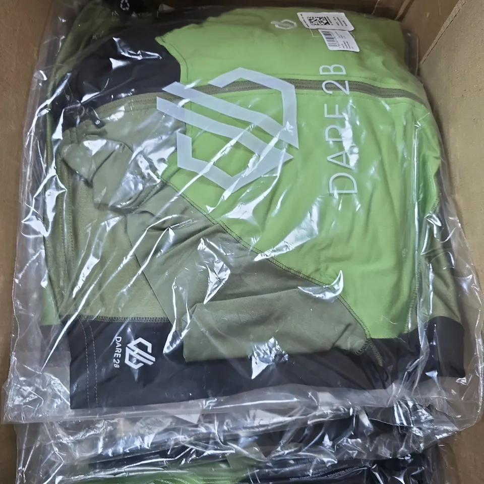 APPROXIMATELY 16 BRAND NEW REGATTA ASSIMILATE III CORE STRETCH JACKETS - S