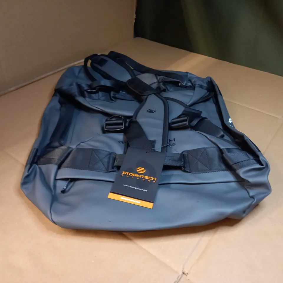 STORMA TECH GREY/BLACK NOMAD PACKPACK