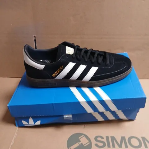 BOXED PAIR OF ADIDAS HANDBALL SPEZIAL SNEAKERS – NAVY SUEDE, UK 8 