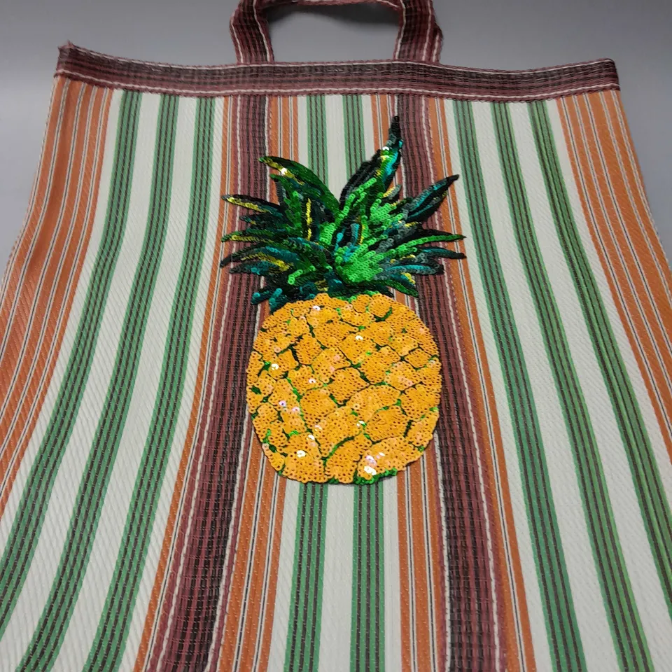 BRAND NEW BROWN PEPPER HANDBAGS PINEAPPLE SEQUIN STRIPED TOTE BAG (WHITE, ORANGE, RED, GREEN)