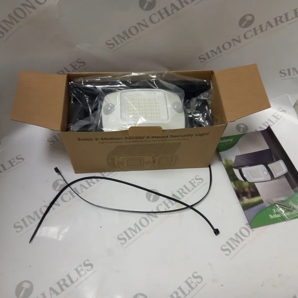 BOXED SOLAR POWERED INTELAMP 2-SENSOR 3-LAMP SECURITY LIGHT WITH FITTINGS AND INSTRUCTIONS