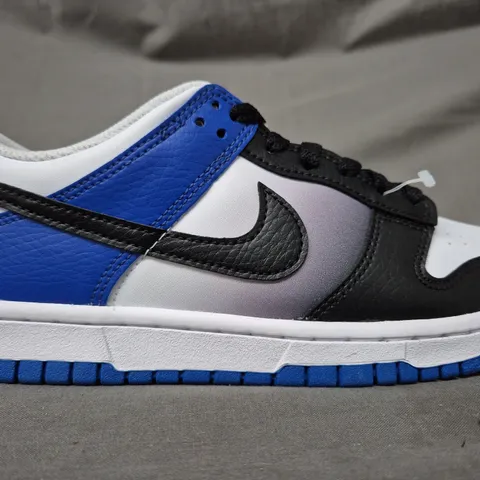 BOXED PAIR OF NIKE DUNK LOW GS SHOES IN BLACK/WHITE/BLUE UK SIZE 5