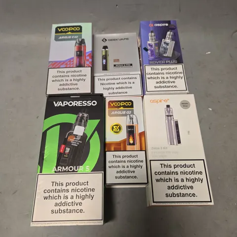 APPROXIMATELY 20 VAPES & E-CIGARETTES TO INCLUDE VAPORESSO, VOOPOO, ASPIRE ETC