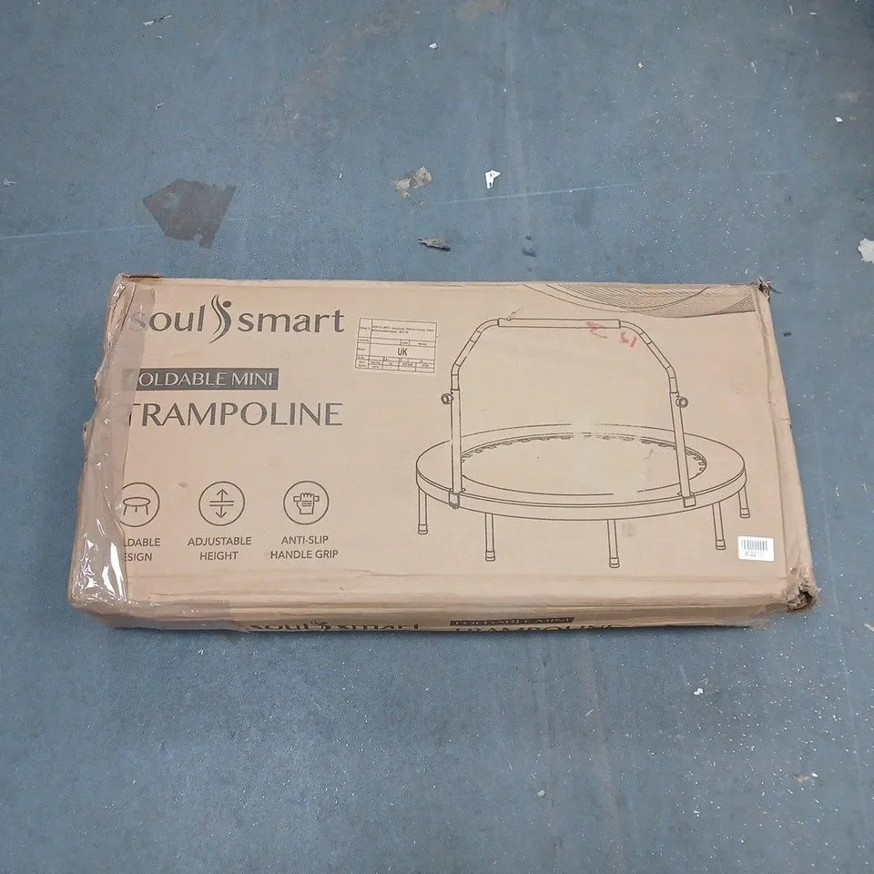 SOUL SMART FOLDABLE MINI TRAMPOLINE BOXED