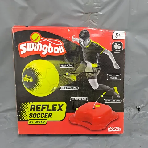 SWINGBALL REFLEX SOCCER TOY