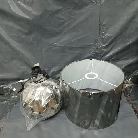 ROUND CERAMIC TABLE LAMP